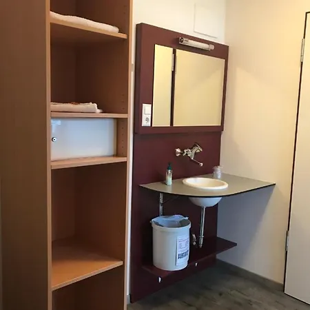 Jugendhaus Michaelsberg Hotel 2*