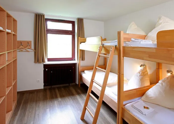 Jugendhaus Michaelsberg Клеброн