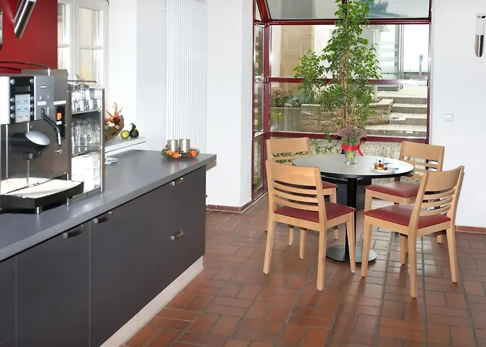 Отель Jugendhaus Michaelsberg 2*